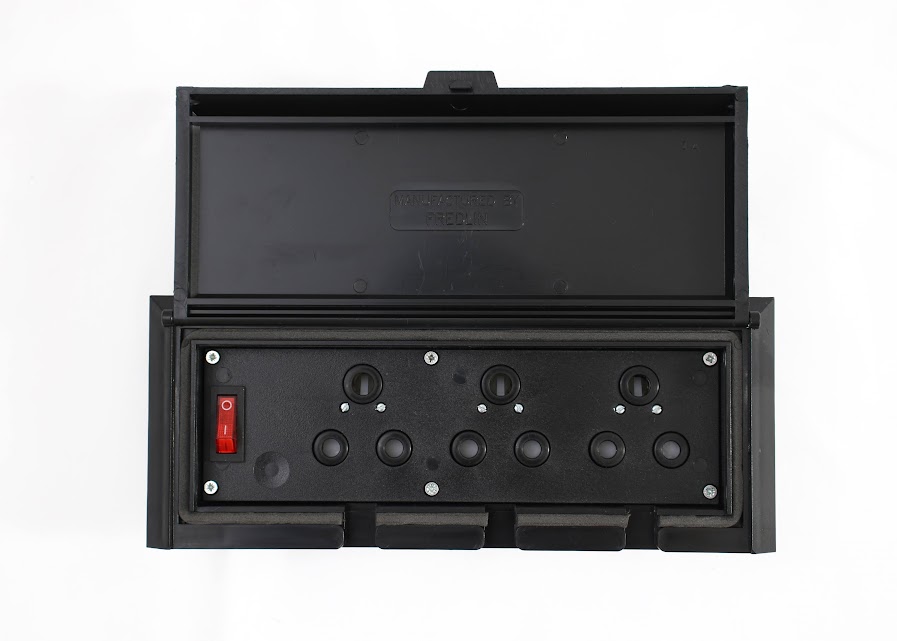 POS_mpb001 Caravan Multi Plug Box Black - Image 1